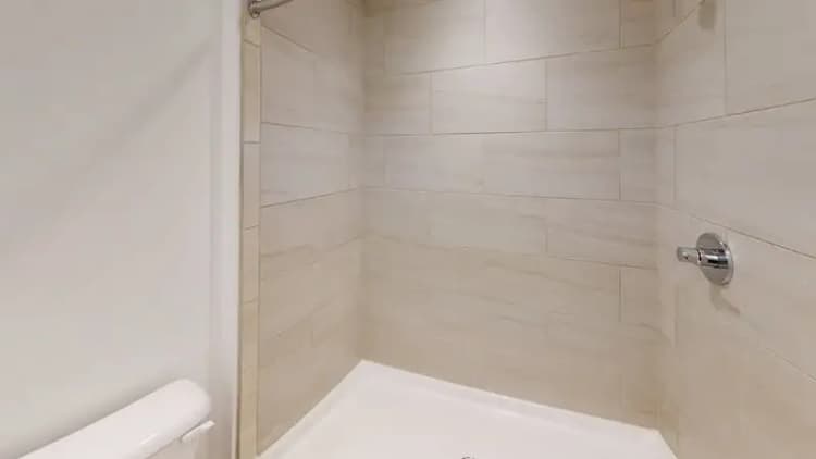 undefined apartments for rent - image - 1821-Race-St-201-Bathroom.webp