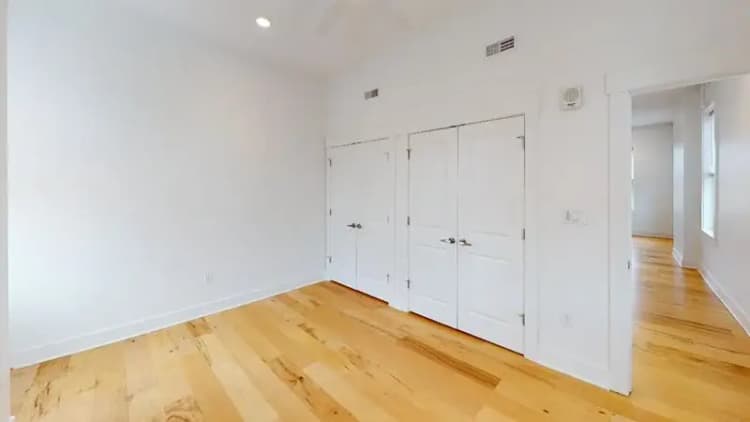 undefined apartments for rent - image - 1830-Elm-St-401-Unfurnished.webp
