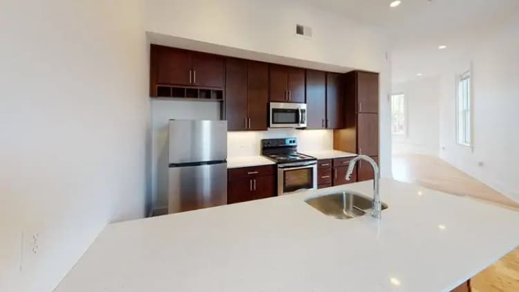 undefined apartments for rent - image - 1936-Race-St-301-Kitchen (1).webp