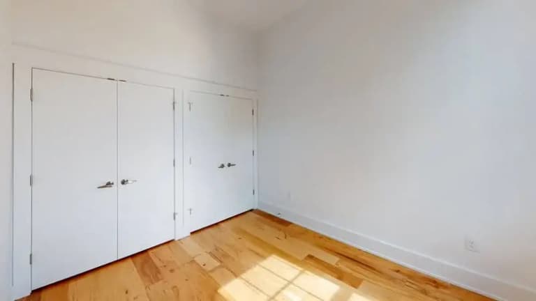 undefined apartments for rent - image - 1936-Race-St-301-Unfurnished(2) (1).webp