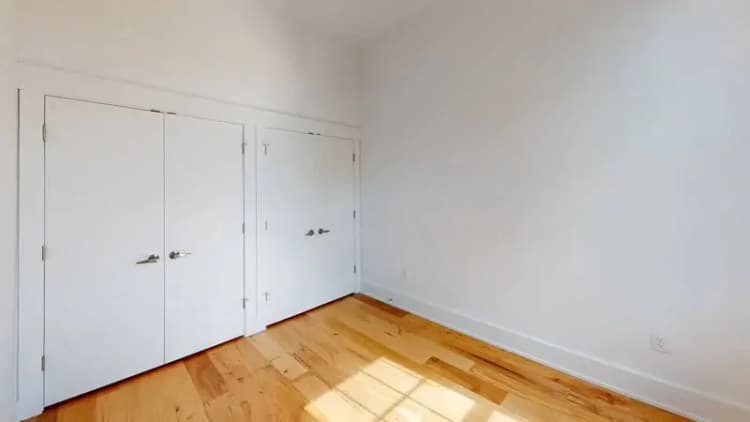 undefined apartments for rent - image - 1936-Race-St-301-Unfurnished(2).webp