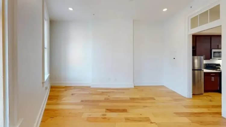undefined apartments for rent - image - 1936-Race-Street-304-Unfurnished.webp
