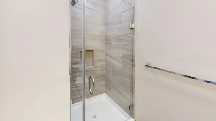 undefined apartments for rent - image - 116-W-Elder-Street-202302402-Photo-4.webp