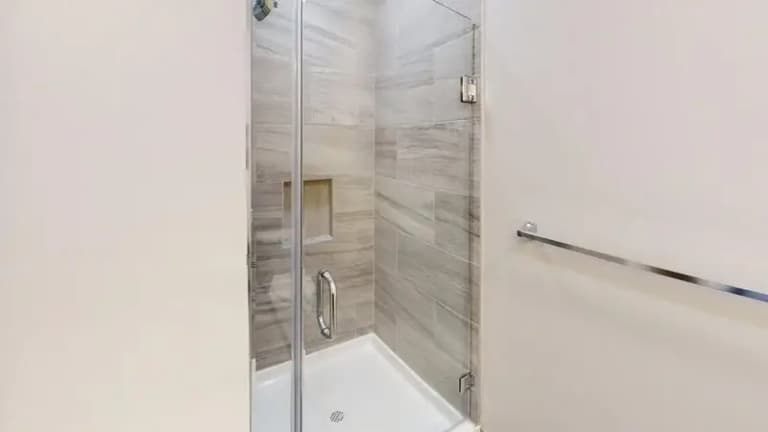 undefined apartments for rent - image - 116-W-Elder-Street-202302402-Photo-4.webp