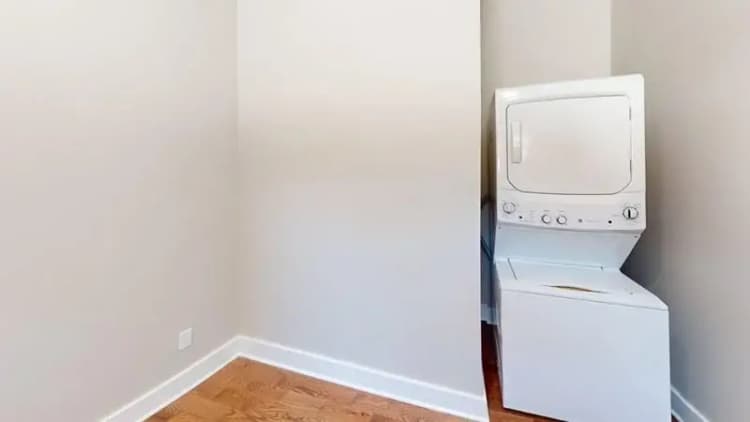 undefined apartments for rent - image - 1804-Vine-Street-203-Bedroom 2.webp