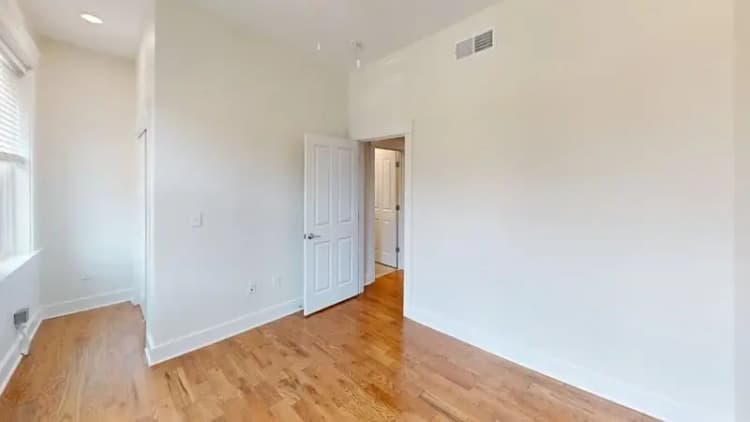 undefined apartments for rent - image - 1810-Vine-Street-201-Bedroom 1 (1).webp