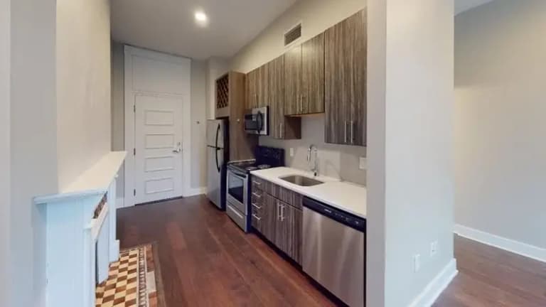undefined apartments for rent - image - 2446-Gilbert-Ave-Kitchen.webp