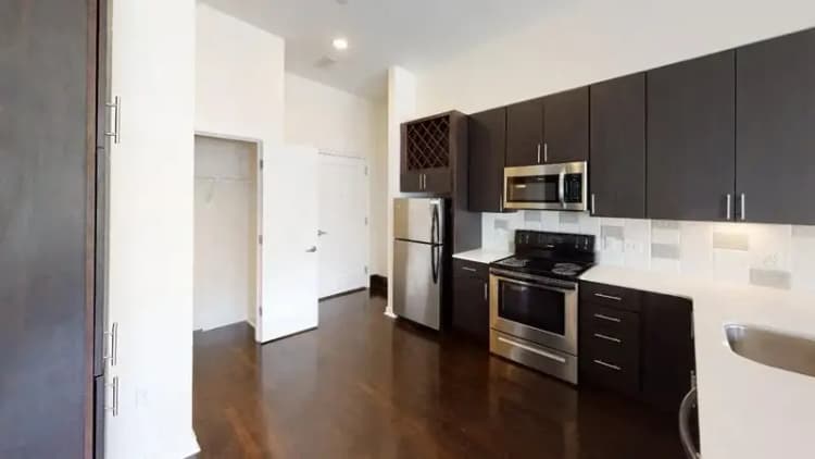 undefined apartments for rent - image - 900-E-McMillan-St-202-Kitchen(1).webp