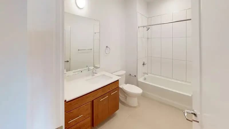 undefined apartments for rent - image - 1512-Republic-St-303-Bathroom.webp - 2