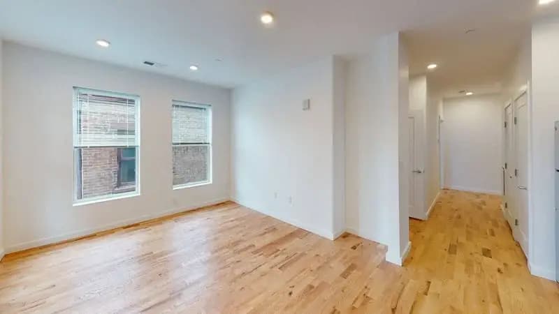 undefined apartments for rent - image - 1521-Vine-306-Unfurnished.webp - 3