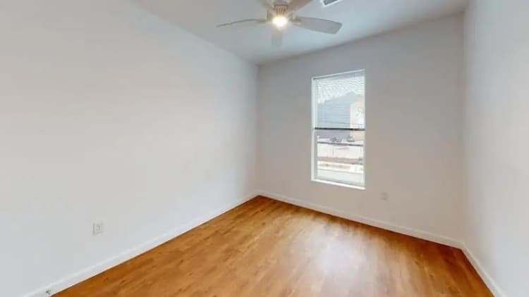 undefined apartments for rent - image - 1600-Pleasant-205-Unfurnished(1).webp