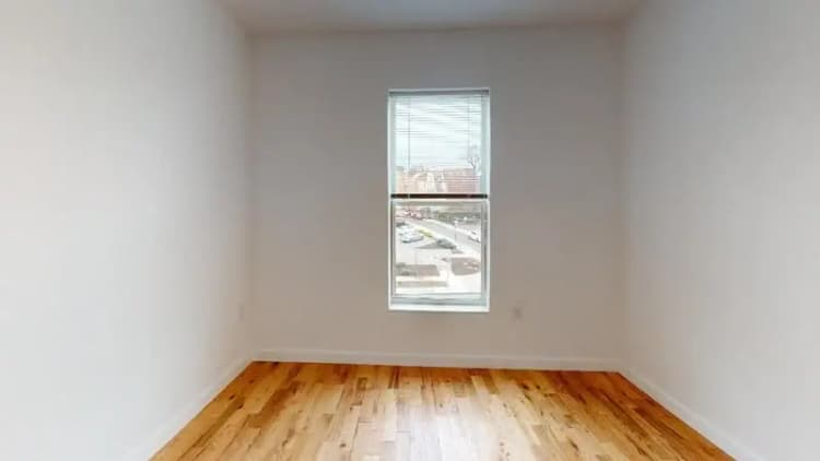 undefined apartments for rent - image - 1600-Pleasant-305-Unfurnished.webp