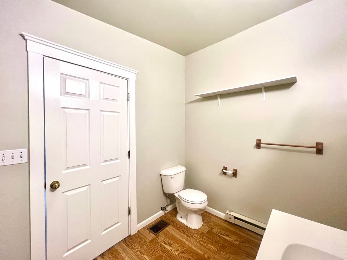 undefined apartments for rent - image - large (26).jpg