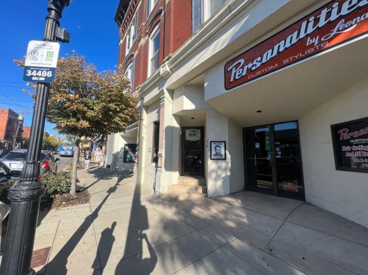 undefined apartments for rent - image - large (36).jpg