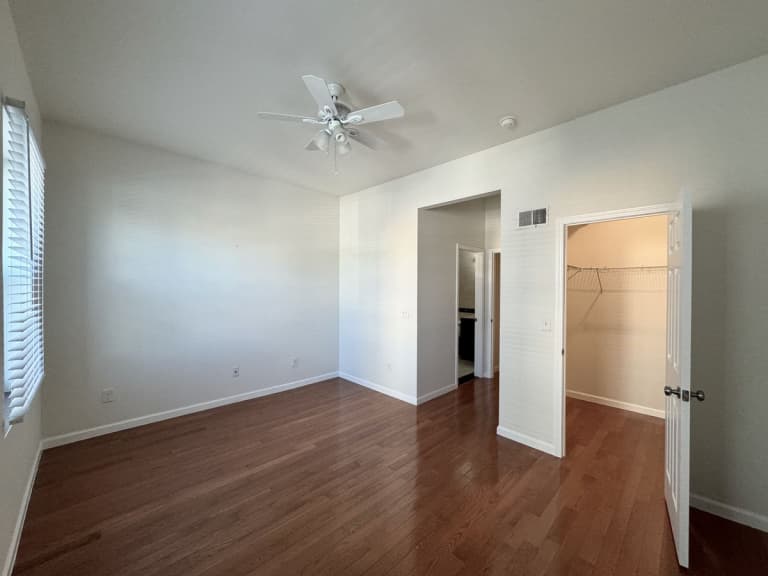 undefined apartments for rent - image - large (26).jpeg