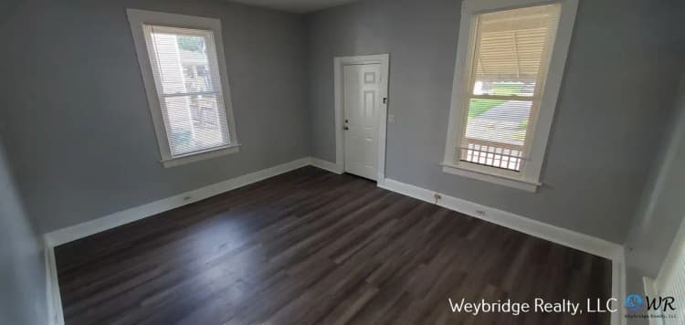 undefined apartments for rent - image - large (3).jpg