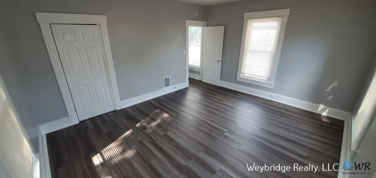 undefined apartments for rent - image - large (5).jpg