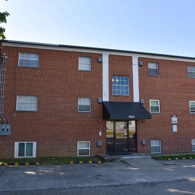 undefined apartments for rent - image - 1651_w_north_bend_road_-_building.jpeg.webp