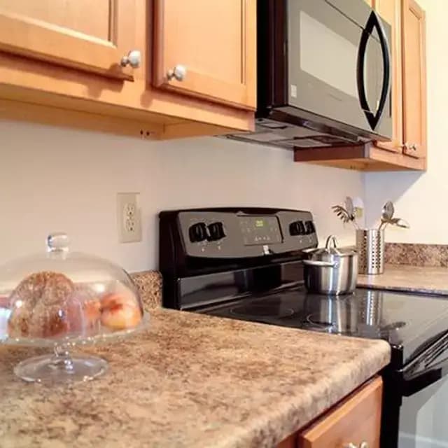 undefined apartments for rent - image - riverstone_court_-_kitchen.jpeg.webp