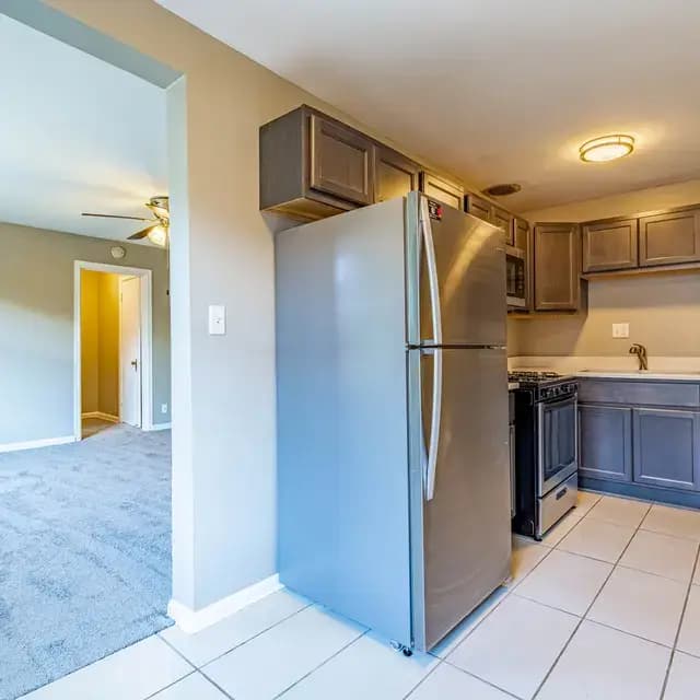 undefined apartments for rent - image - edenview_(12).jpeg.webp