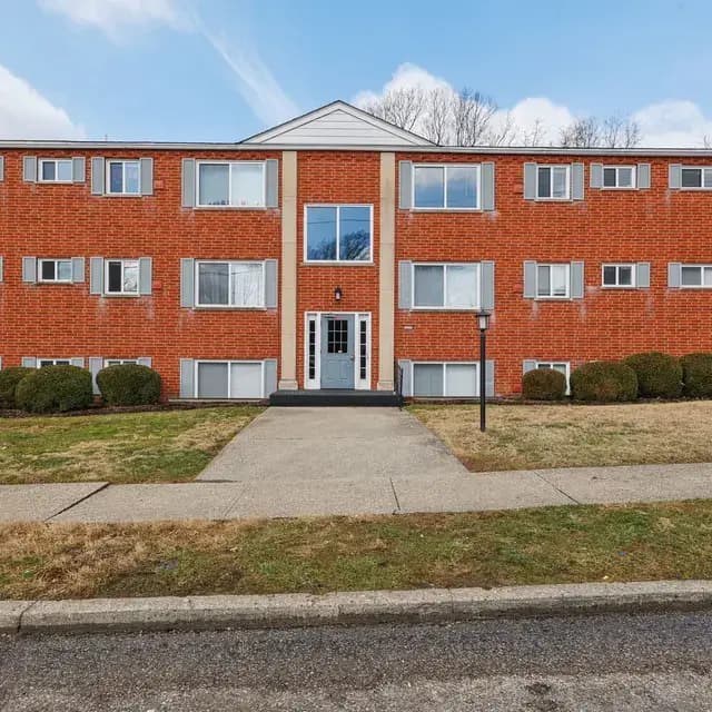 undefined apartments for rent - image - 1-web-or-mls-jadaro_ct-001.jpeg.webp