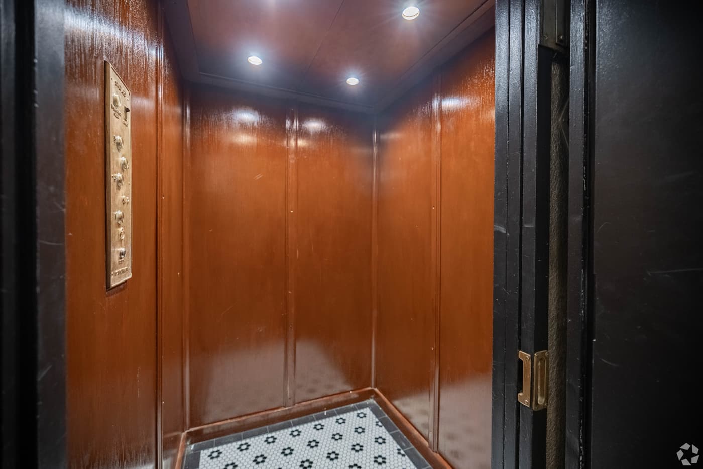 undefined apartments for rent - image - Hyde-Park-Terrace_003.jpg