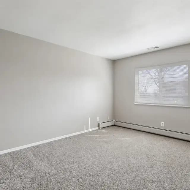 undefined apartments for rent - image - 19-web-or-mls-montana_ave-019.jpeg.webp