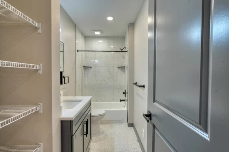 undefined apartments for rent - image - 1764697143716_DSC00770_hdr (1).jpg