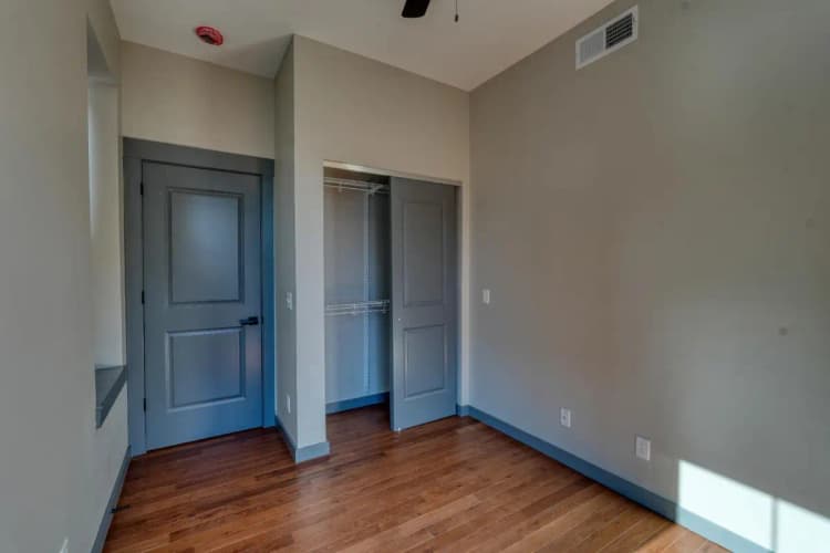 undefined apartments for rent - image - 1764697146536_DSC00785_hdr (1).jpg