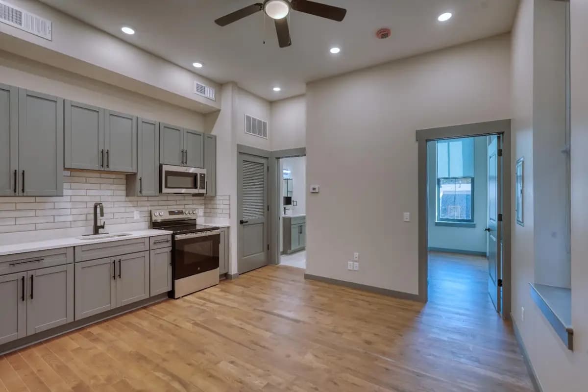 undefined apartments for rent - image - 1764697266813_DSC00272_hdr (1).jpg