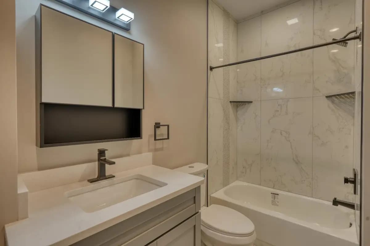 undefined apartments for rent - image - 1764697272039_DSC00317_hdr.jpg