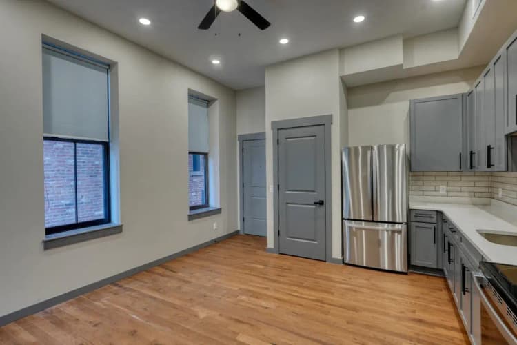 undefined apartments for rent - image - 1764697273640_DSC00327_hdr.jpg