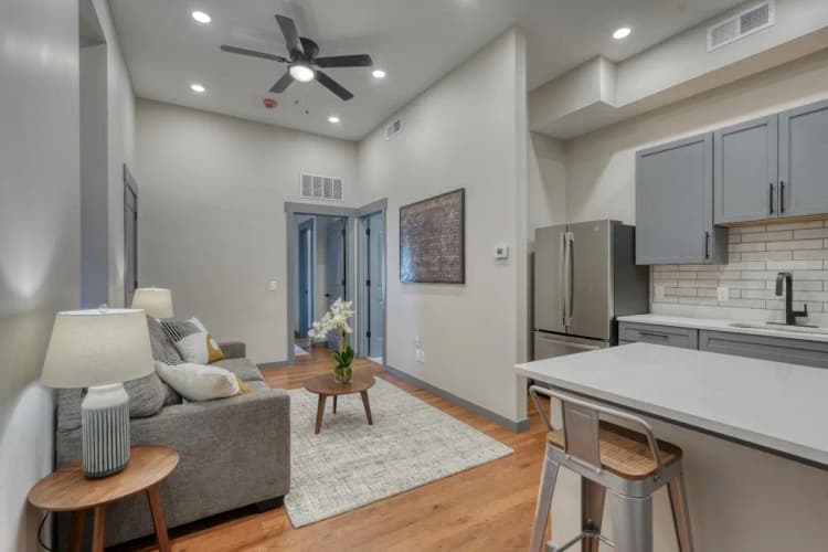 undefined apartments for rent - image - 1764697364212_DSC00197_hdr (1).jpg