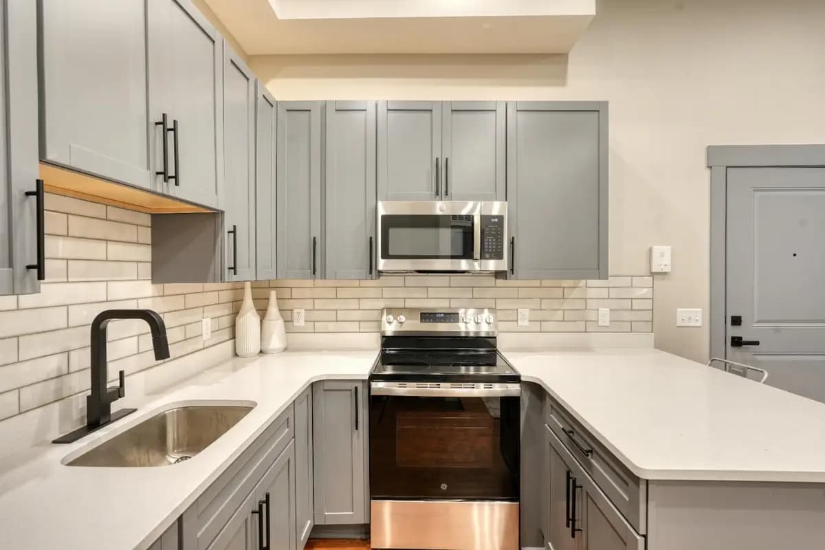 undefined apartments for rent - image - 1764697366634_DSC00222_hdr (1).jpg