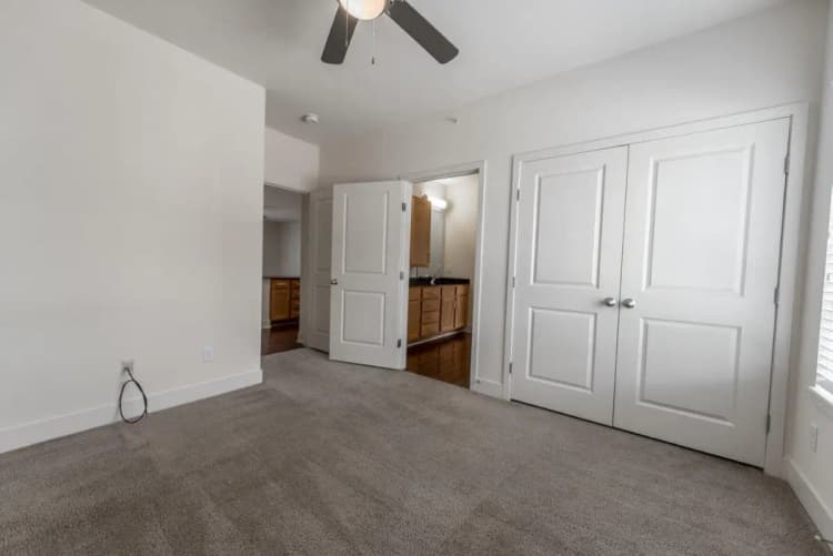 undefined apartments for rent - image - 5500_65-West-212-1210052003164120871.jpg