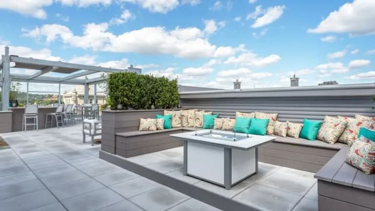 undefined apartments for rent - image - Seven_Gallery_11_818x460_acf_cropped.jpg