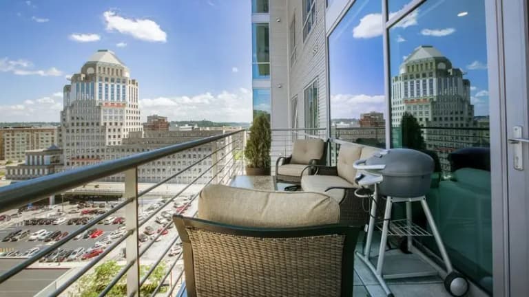 undefined apartments for rent - image - Seven_Gallery_15_818x460_acf_cropped.jpg