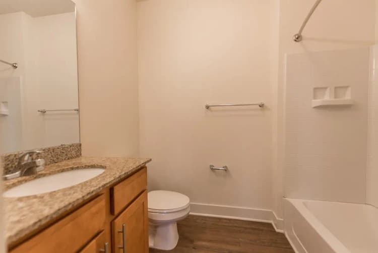 undefined apartments for rent - image - Views on Vine- 1402-17.jpg