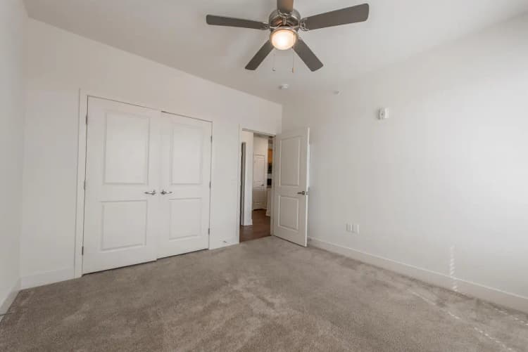 undefined apartments for rent - image - Views on Vine- 1508-13.jpg