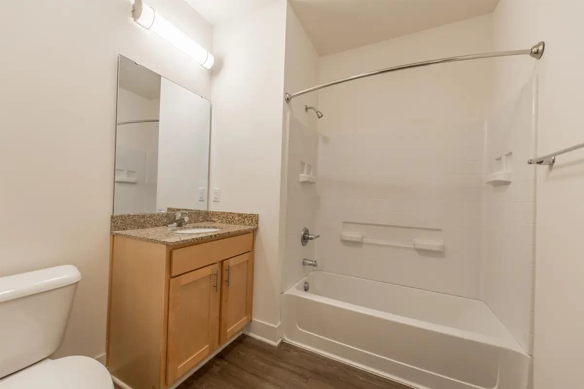 undefined apartments for rent - image - Views on Vine- 2315-10.jpg