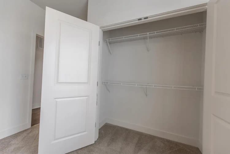 undefined apartments for rent - image - Views on Vine- 2315-14.jpg