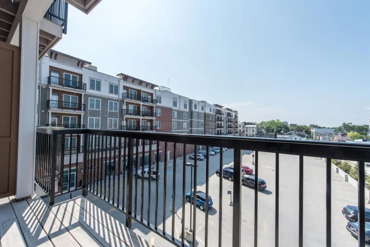 undefined apartments for rent - image - Views on Vine- 2315-16.jpg