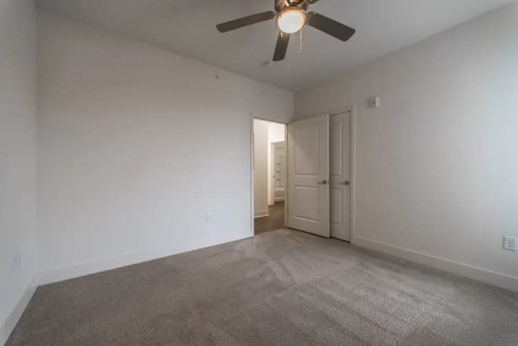 undefined apartments for rent - image - Views on Vine- 2407-13.jpg