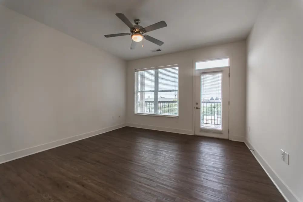 undefined apartments for rent - image - Views on Vine- 2407-5.jpg