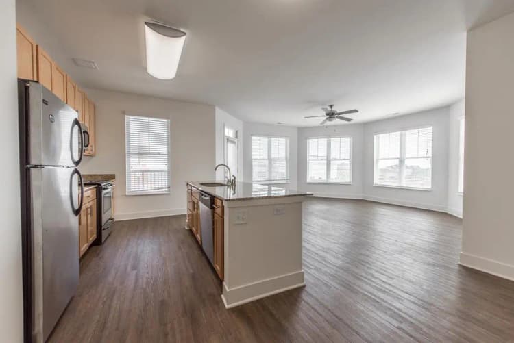 undefined apartments for rent - image - Views on Vine- 2408.jpg