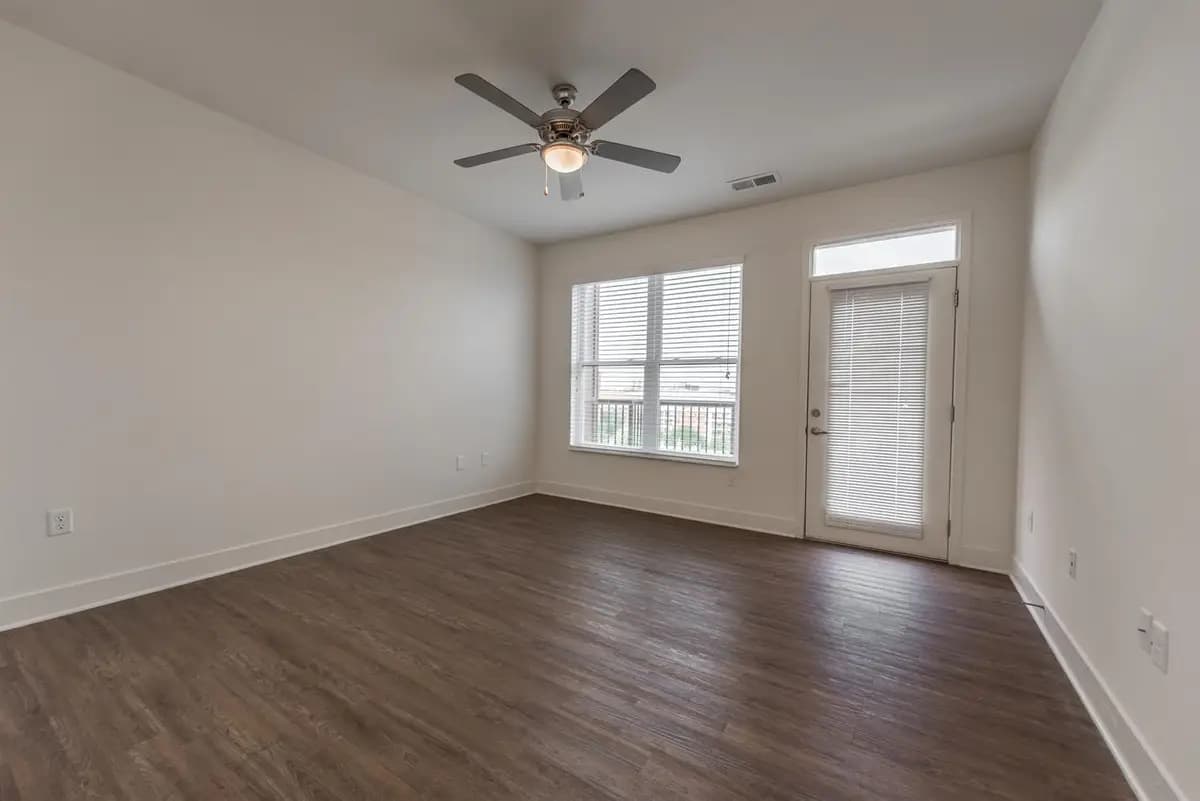 undefined apartments for rent - image - Views on Vine- 2505-6.jpg