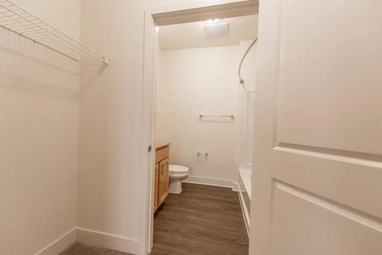 undefined apartments for rent - image - Views on Vine- 2514-10.jpg