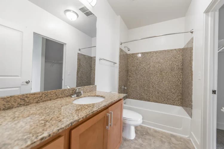 undefined apartments for rent - image - Vine Street Flats- 404-5.jpg