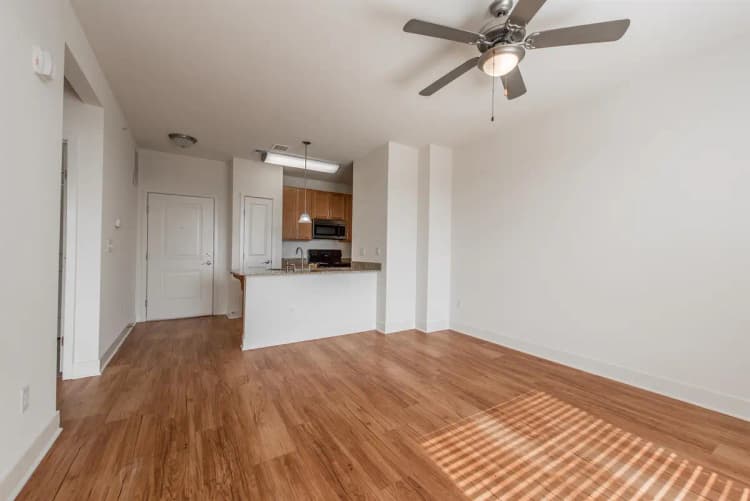 undefined apartments for rent - image - Vine Street Flats- 409-8.jpg