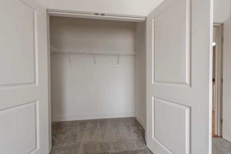 undefined apartments for rent - image - Vine Street Flats- 507-12.jpg